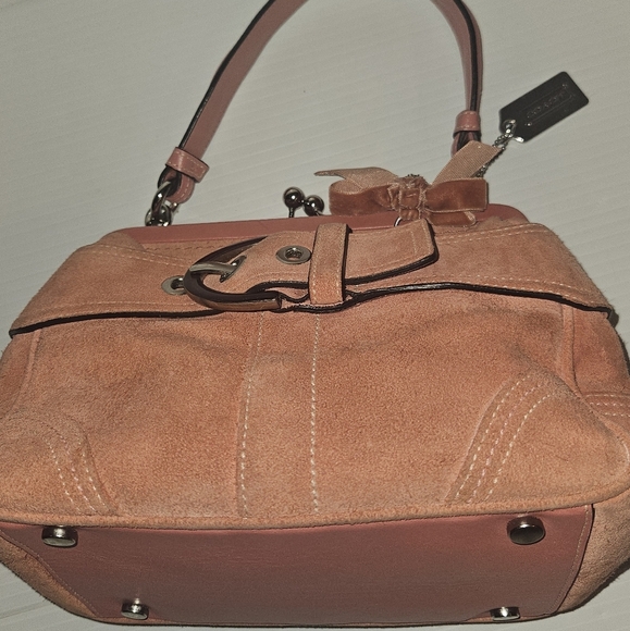 Rare Vintage Y2K COACH Pink Suede Kiss Lock Mini Crossbody Bag – Limited Edition - Picture 10 of 17